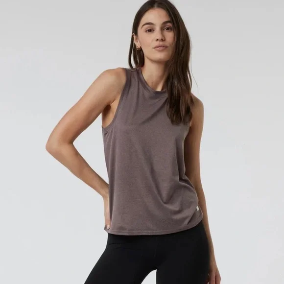 Vuori Energy long Tank Top lot of 3 M - Picture 3 of 5